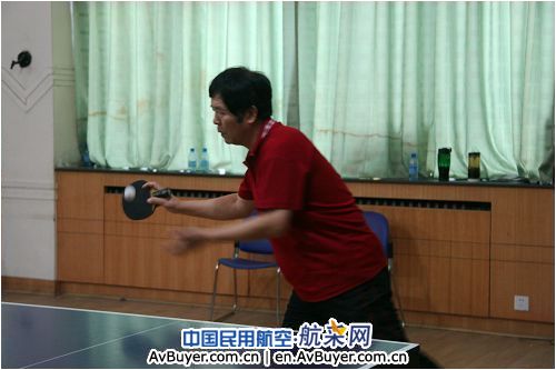 东航甘肃分公司举办职工乒乓球比赛