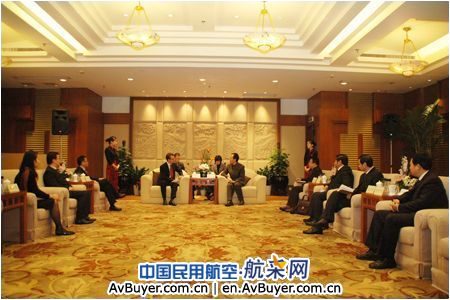 宁波副市长谭大辉会见港龙中国区总经理一行