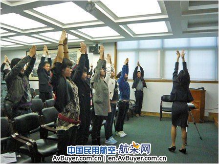 宁波机场开展“微笑服务/优质服务礼仪”培训