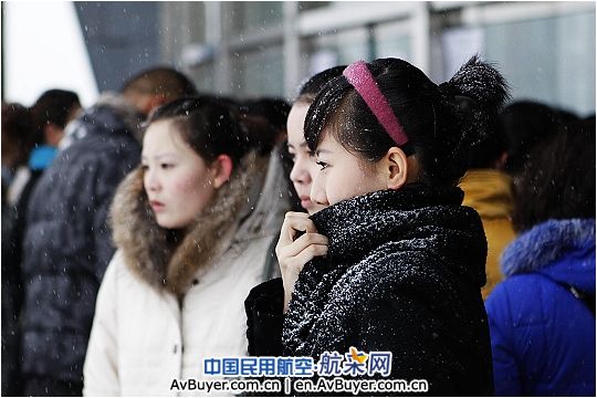 南航乘务员新疆招募大汇隆重开幕 引三千人竞逐