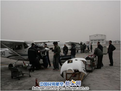 飞院广汉机务紧抓年末安全维修保障不松劲