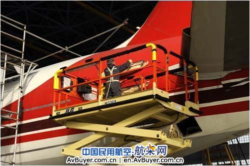 国航成都基地获B757货机16C检适航维修许可证