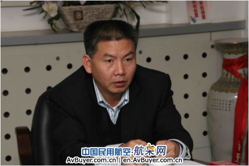 东航山东积极落实两个“意见”加强飞行队伍建设