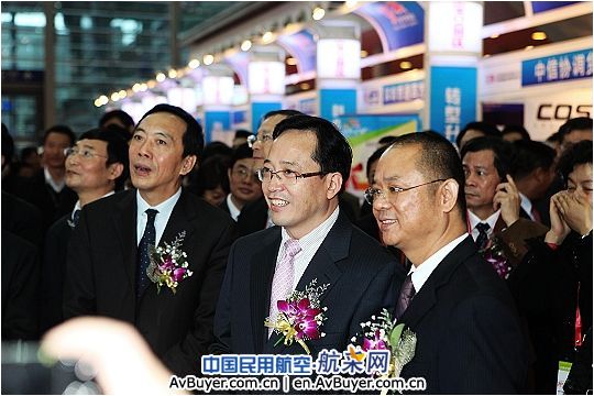 物博会上深航货运公司晒出2009年运输好成绩