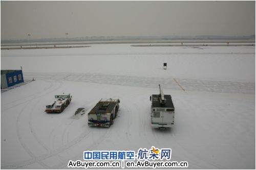 太原机场因天气原因关闭到11：30分