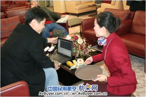 山航青岛机场机库、头等舱休息室同时启用