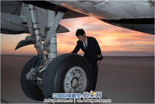 邮航飞行部严要求 抓落实 确保飞行持续安全