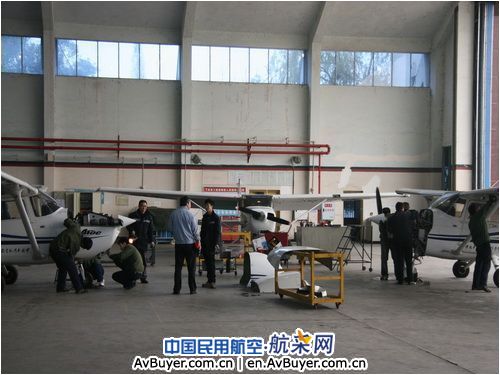 飞院广汉机务圆满完成2009年训练维修保障工作