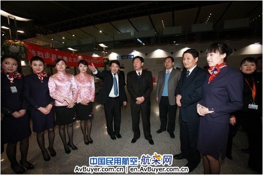 元旦前夜民航局李家祥局长慰问一线干部职工