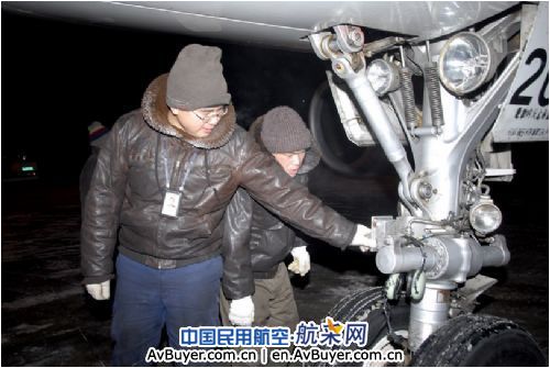 在零下30度奋战的南航吉林员工