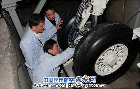 中国商飞公司新年元旦科研生产一线纪实