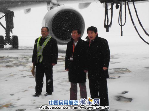 京城瑞雪苍茫 东航全力保障
