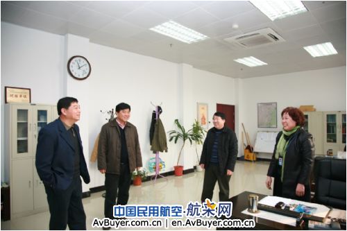 山西空管分局召开09年度领导干部述职述廉大会