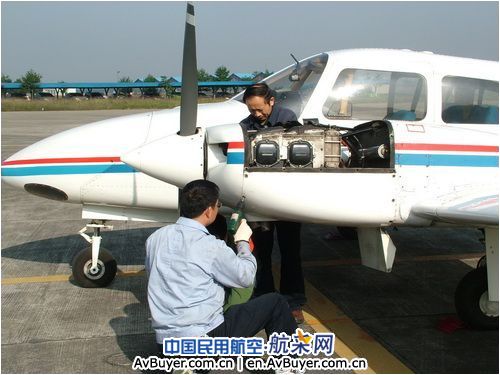 民航飞院广汉机务圆满完成回浆储压器修理任务