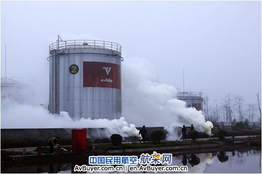 民航广汉机场举行油库灭火救援应急演习