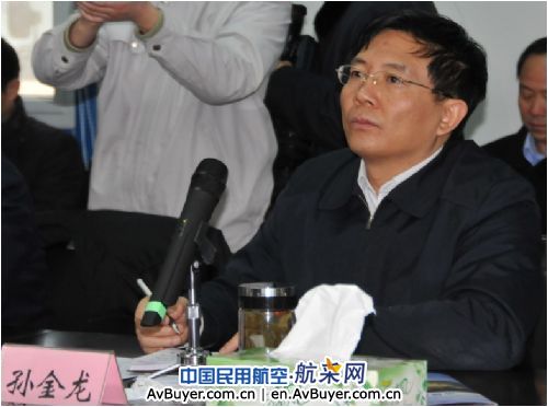 安徽省长王三运视察合肥新桥机场建设