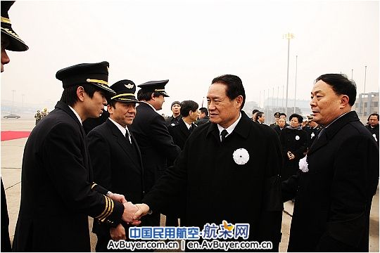 中国南方航空公司圆满完成赴海地救灾包机任务