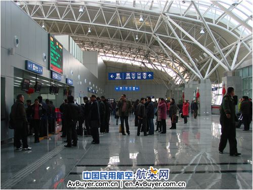 锡林浩特机场春运保障工作井然有序