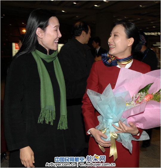 国航：新春的温暖在这里传递