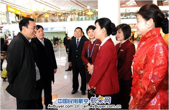 国航：新春的温暖在这里传递