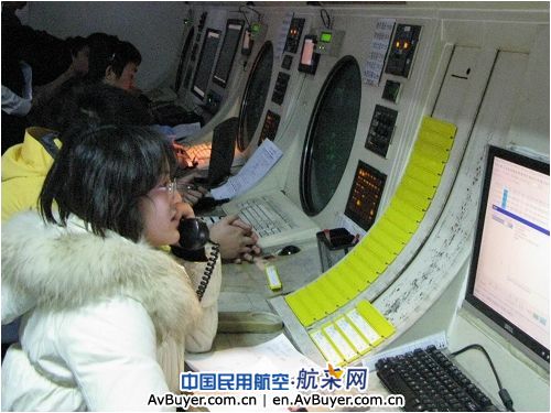 江苏空管分局保障各类航班安全起降1951架次