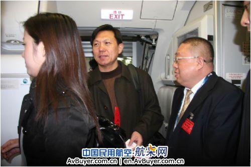 南航吉林分公司为“两会”代表提供优质服务