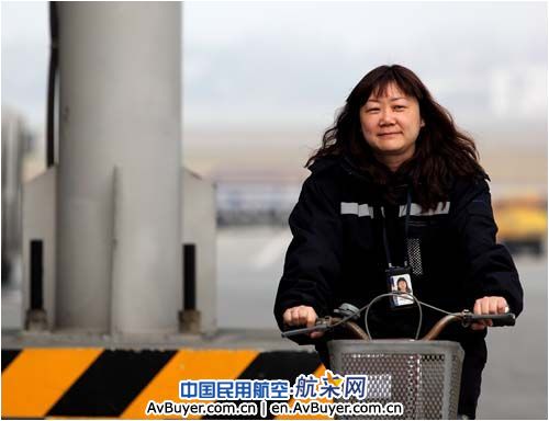 平凡中的伟大——记国航成都基地MTS女资料员们