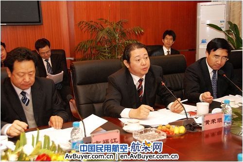民航局空管行业办苏兰根主任莅临民航二所调研
