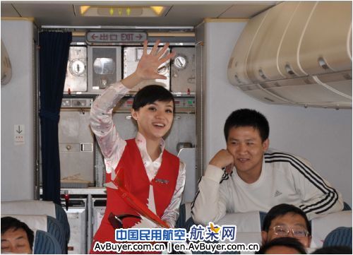 昆明航空情牵旱区 “春雨航班”传递大爱