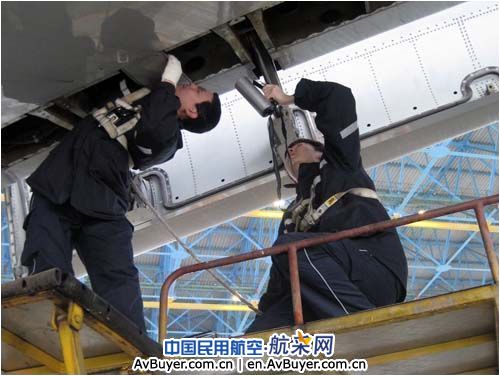 国航成都基地提高A340飞机运行品质力保世博会