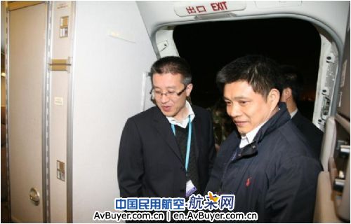 军民协作 山航第五架包机全力抢运救灾物资