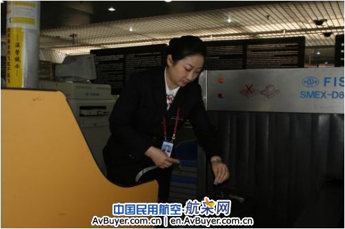 南航就是我们的首选-旅客为感动服务表心声