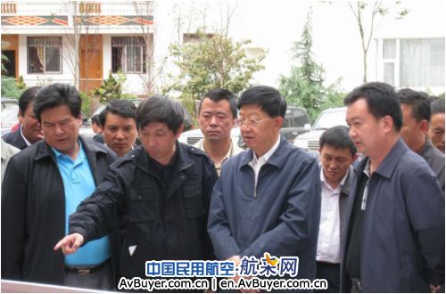 云南省委白恩培书记视察泸沽湖机场建设指挥部