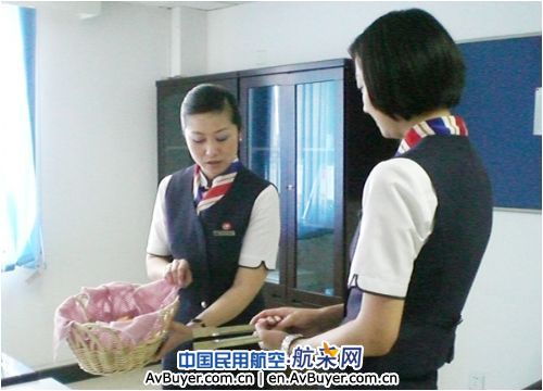 东航北京开展“百日服务整改”活动迎战世博