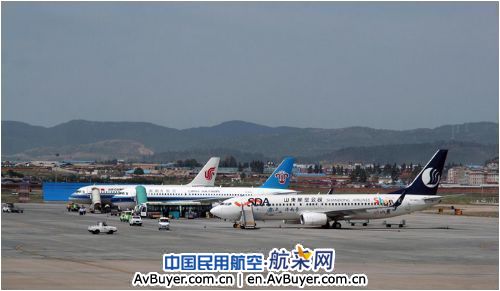 昆明机场：旅客携带瓦斯罐 乘机出行有隐患