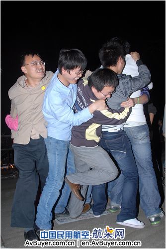民航二所团委组织五月主题团日活动-外一篇