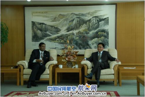 6月6日斯里兰卡驻华大使做客东航云南分公司