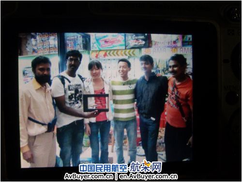 一位印度籍旅客在昆明机场候机厅的故事