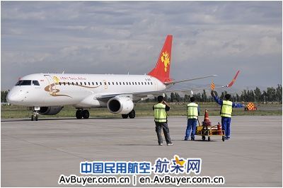 天津航空ERJ190型飞机首次进军新疆支线航空市场