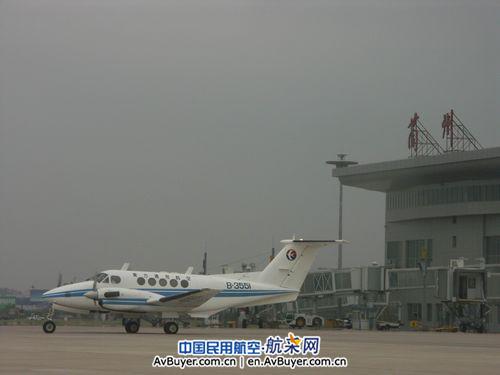 东航“空中国王”厉兵秣马 急待飞向灾区