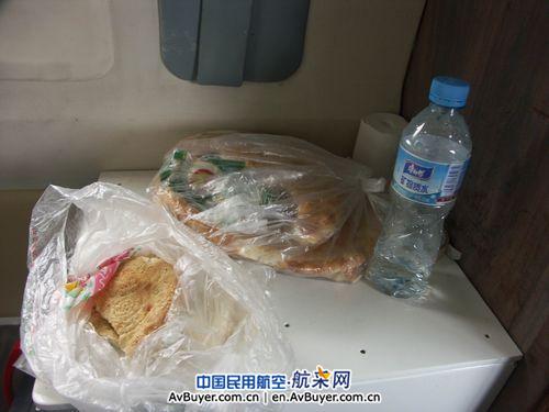 东航“空中国王”厉兵秣马 急待飞向灾区