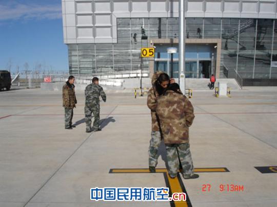 测量5号停机位 锡林浩特机场WGS-84坐标测量工作已顺利完成