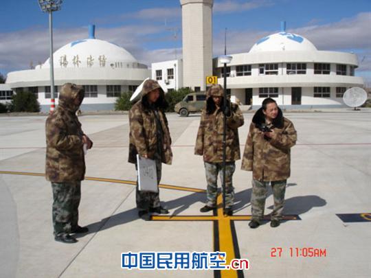 测量1号停机位 锡林浩特机场WGS-84坐标测量工作已顺利完成