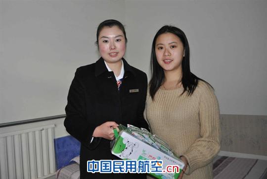 东航北京地服部开展给员工送温暖活动