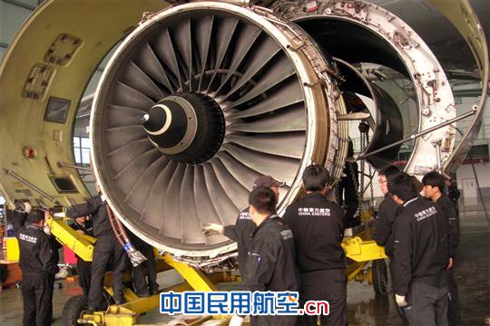 东航上海定检维修部首次完成A330独立换发工作