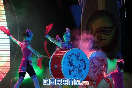昆明航空公司2011年度春节联欢晚会盛大举行