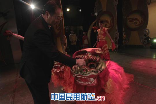 昆明航空公司2011年度春节联欢晚会盛大举行