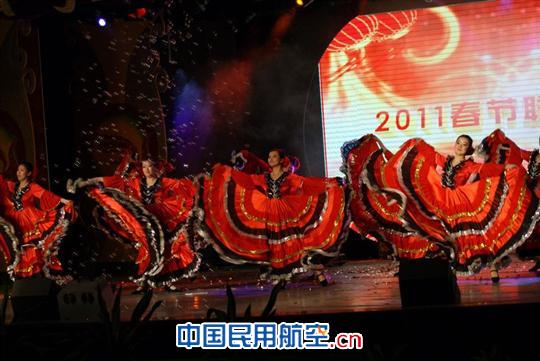 昆明航空公司2011年度春节联欢晚会盛大举行