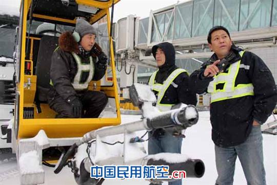 瑞雪欲留客,国航天津维修基地倾力保出行