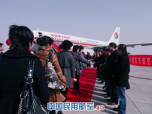 东航甘肃分公司无缝保障两会代表航班